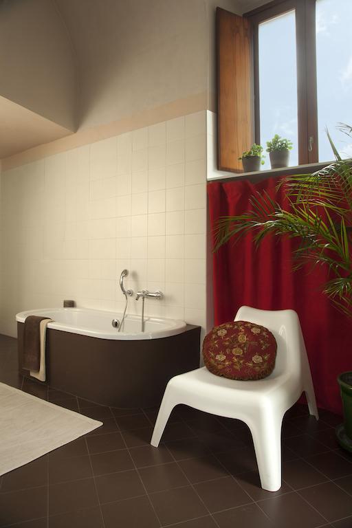 Corte Dall'Era Bed & Breakfast Brescia Cameră foto